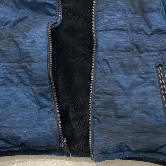 Abercrombie Boys winter puffer fleece lined jacket Hooded size 7/8 - Picture 4 of 4